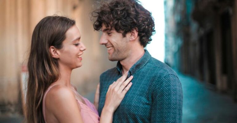 Als de liefde oprecht is, doen mannen deze 10 dingen automatisch