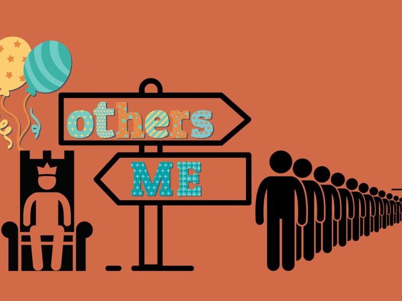 Helping publicly but criticizing privately