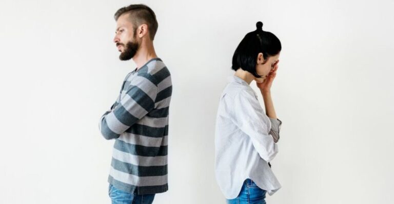 14 toxische gedragingen die mensen verwarren met echte liefde