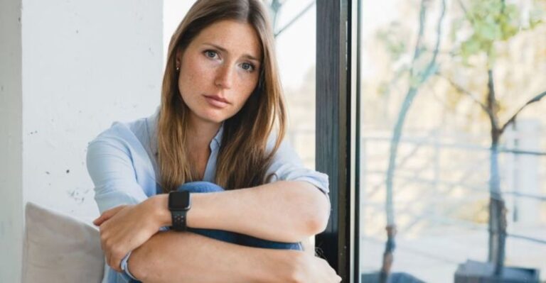 17 tekenen dat je verliefd bent op iemand die niet goed voor je is