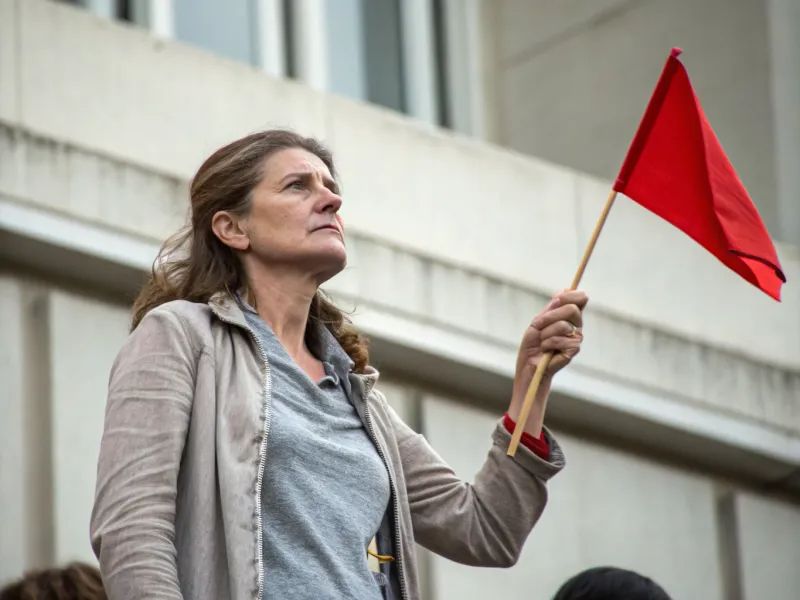 17. Spotting Red Flags