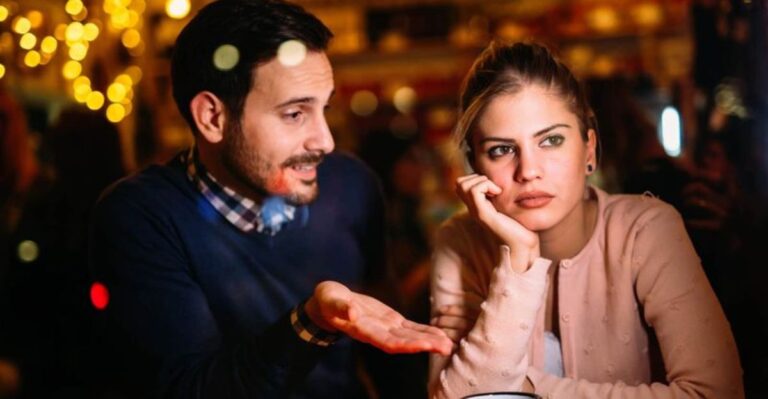 19 manipulatieve zinnen die sterk narcistische mensen graag zeggen (plus 13 krachtige manieren om daarop te reageren)