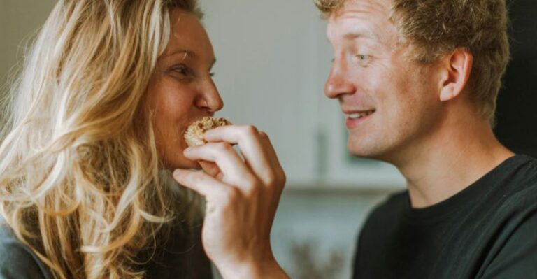 32 liefdevolle gebaren waarvan vrouwen stiekem willen dat hun man ze vaker doet