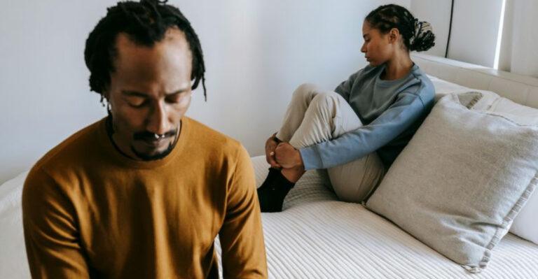 33 tekenen dat je relatie op de automatische piloot draait