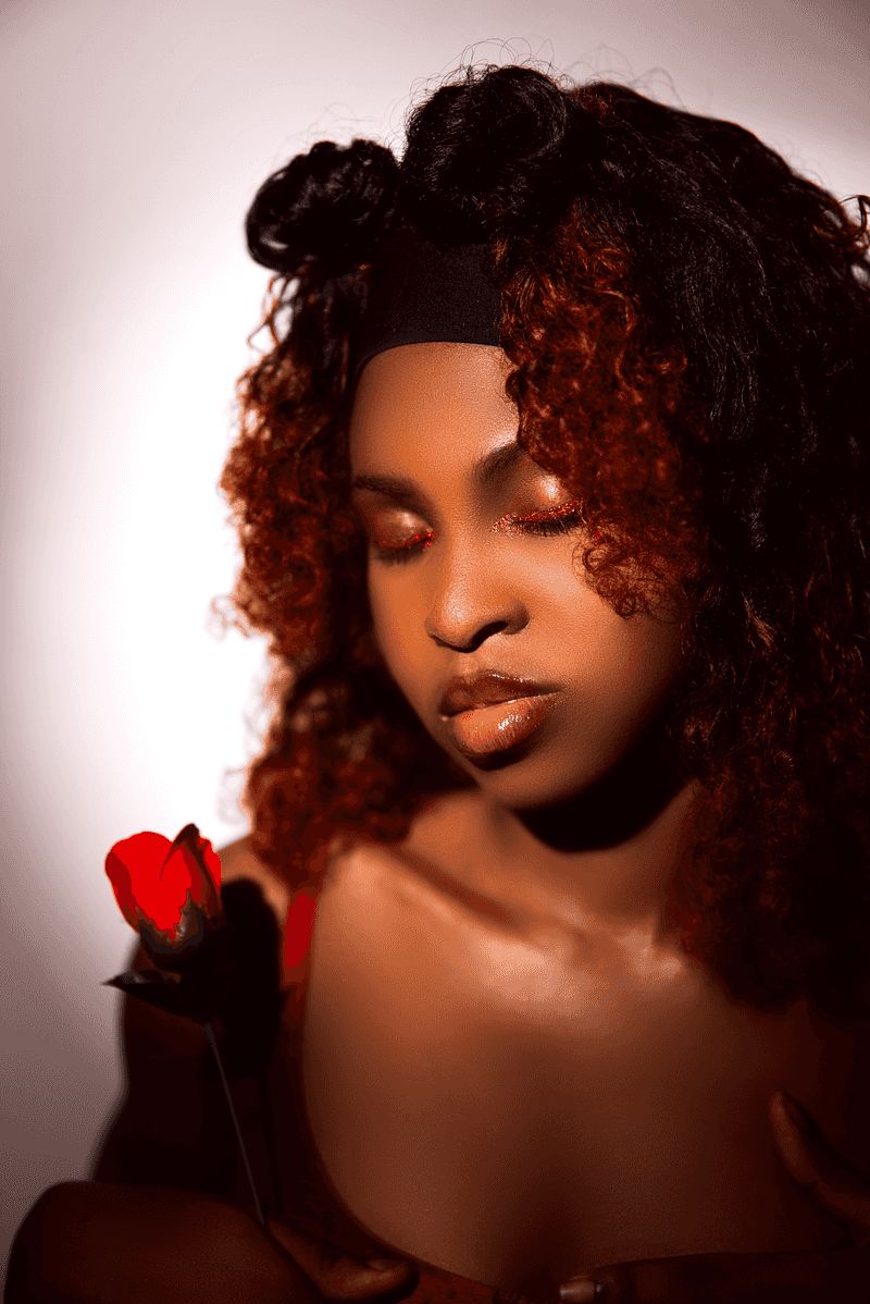 Full or Well-Defined Lips