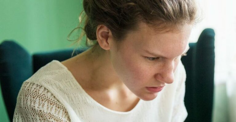 Als een vrouw deze 14 zinnen gebruikt, is ze waarschijnlijk erg egoïstisch
