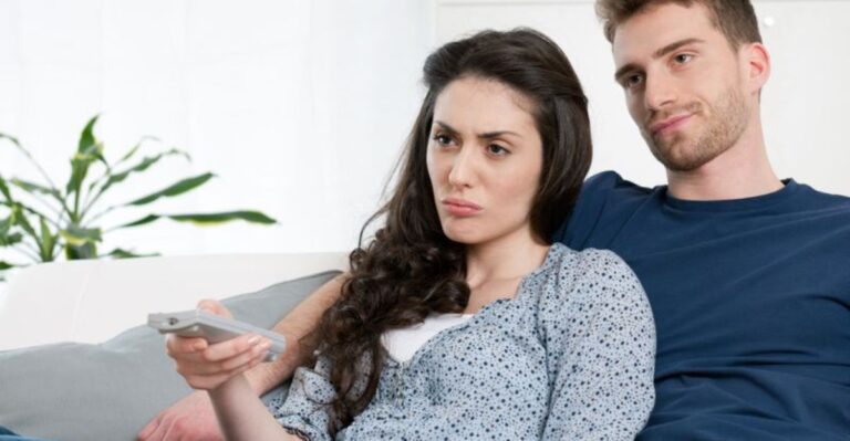 Als een vrouw uitgeput raakt in haar huwelijk, verraden deze 14 tekenen het