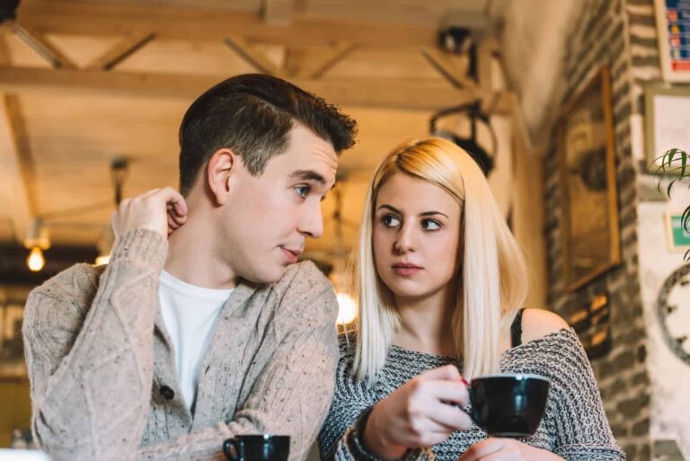 Hoe je een narcist de waarheid laat vertellen: 14 bewezen tactieken